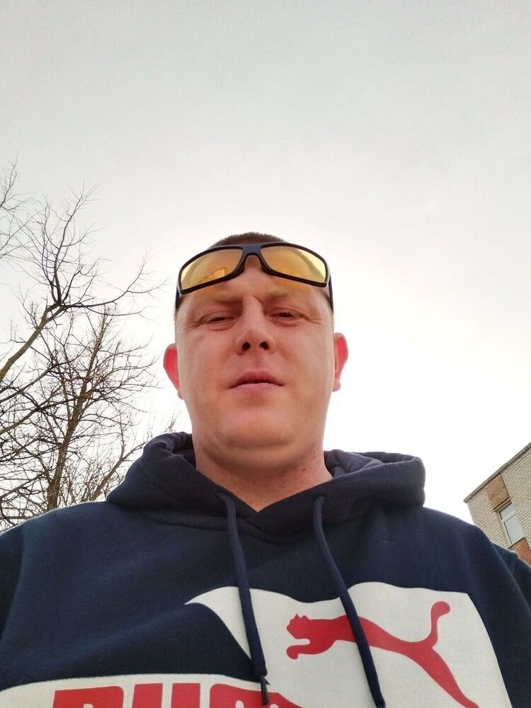  46635781  EGOR, 38 ,    