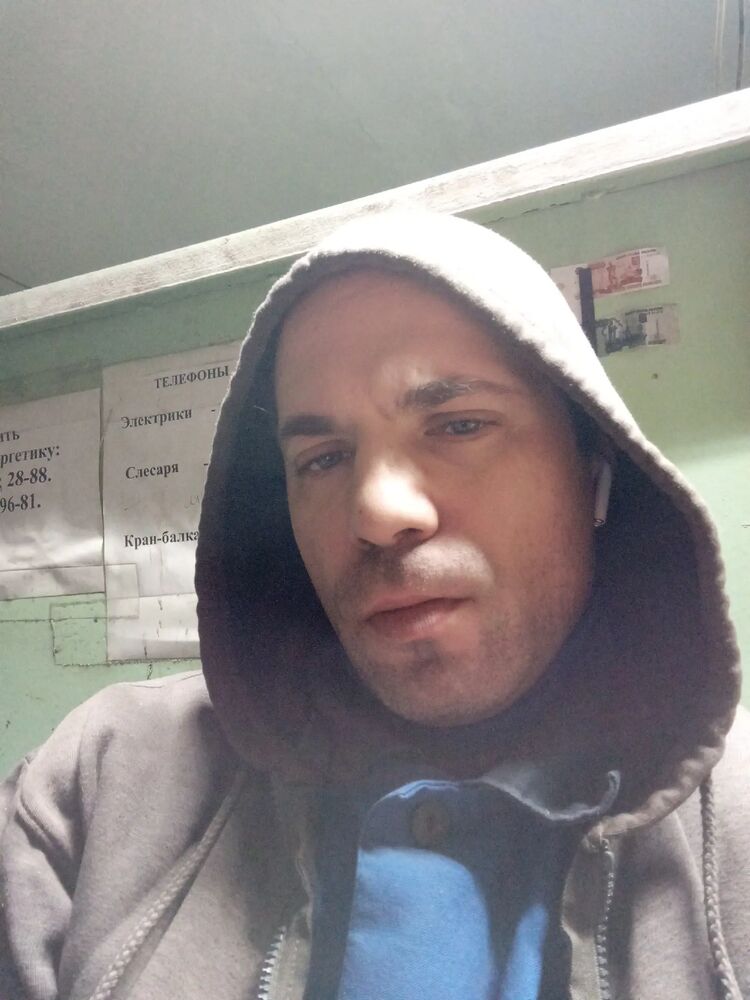  ,   Valery, 40 ,   ,   , c , 