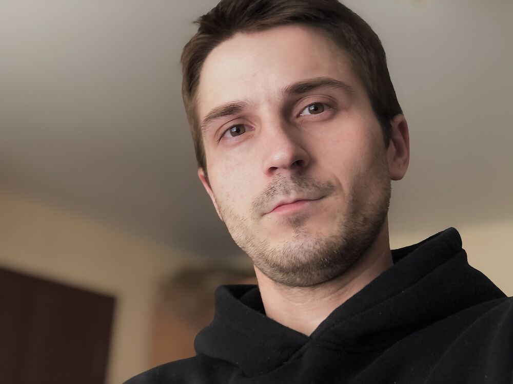  ,   Vladimir, 28 ,   ,   