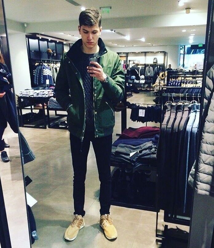  ,   , 28 ,   