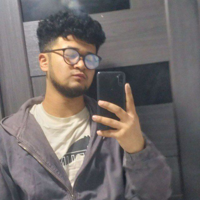  ,   Komiljon, 21 ,   ,   