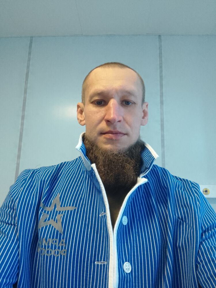  46076941  Aleksandr, 37 ,    -