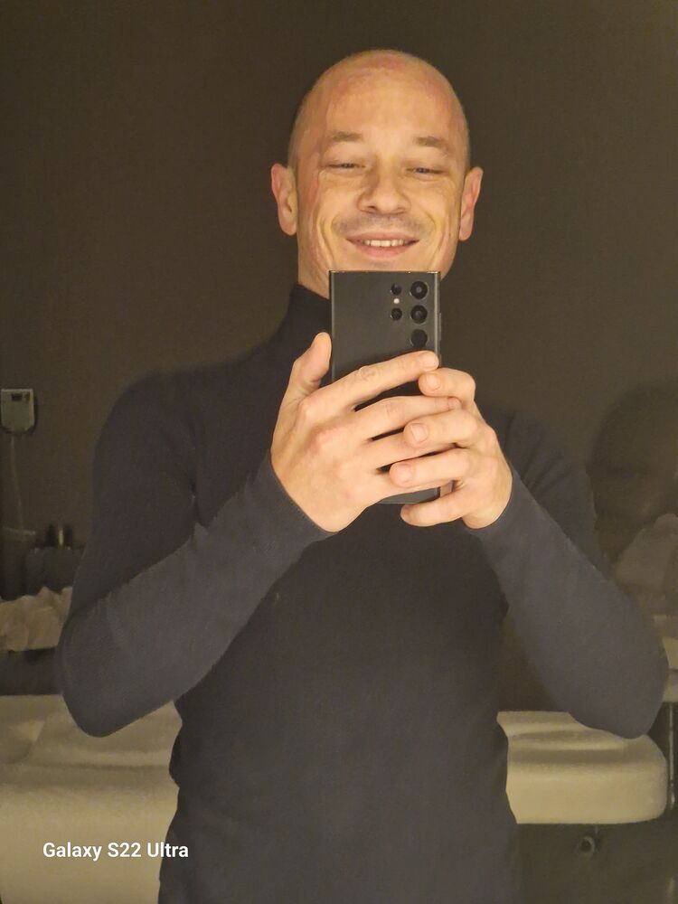  ,   Vitaly, 43 ,   ,   