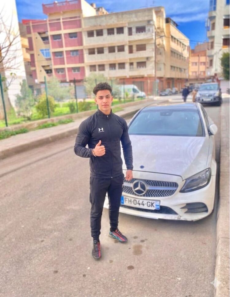 ���� 55891601 ����� Yuossef, 21 ���, ���� ���������� � Ceuta