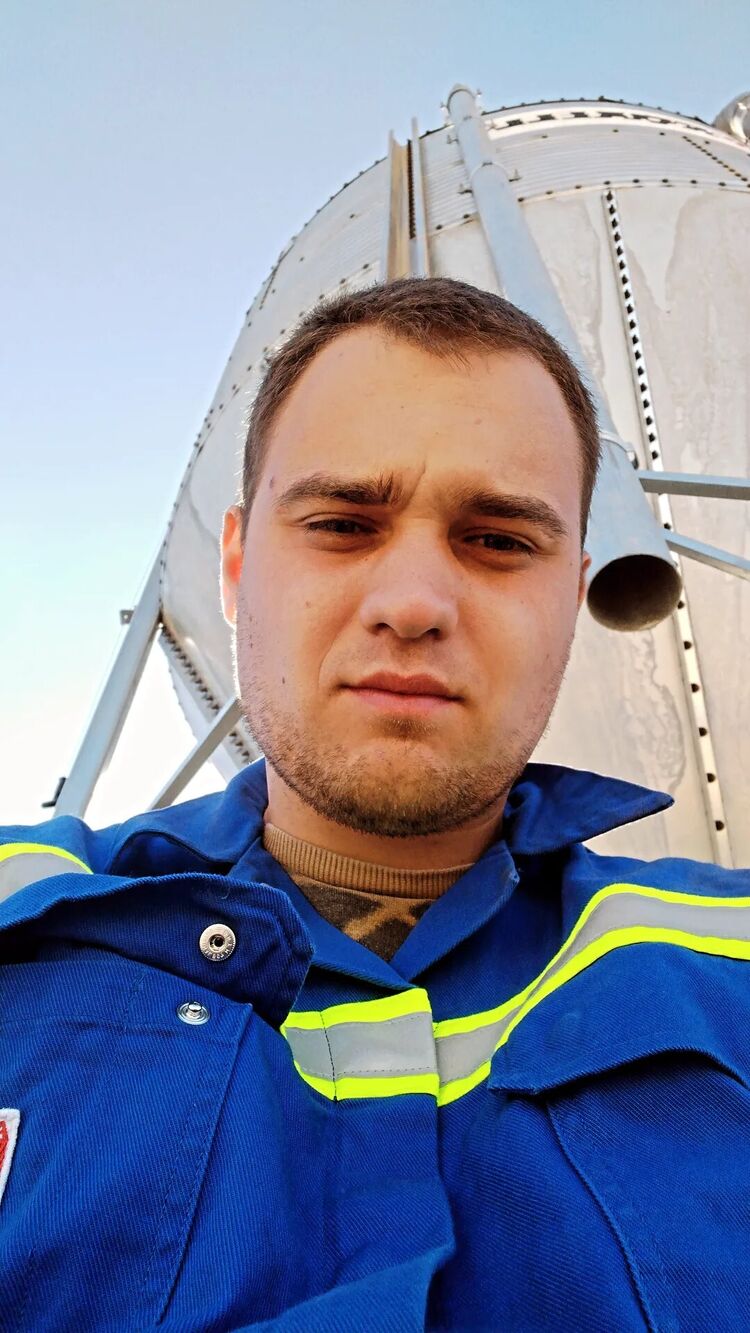  33226151  , 30 ,    