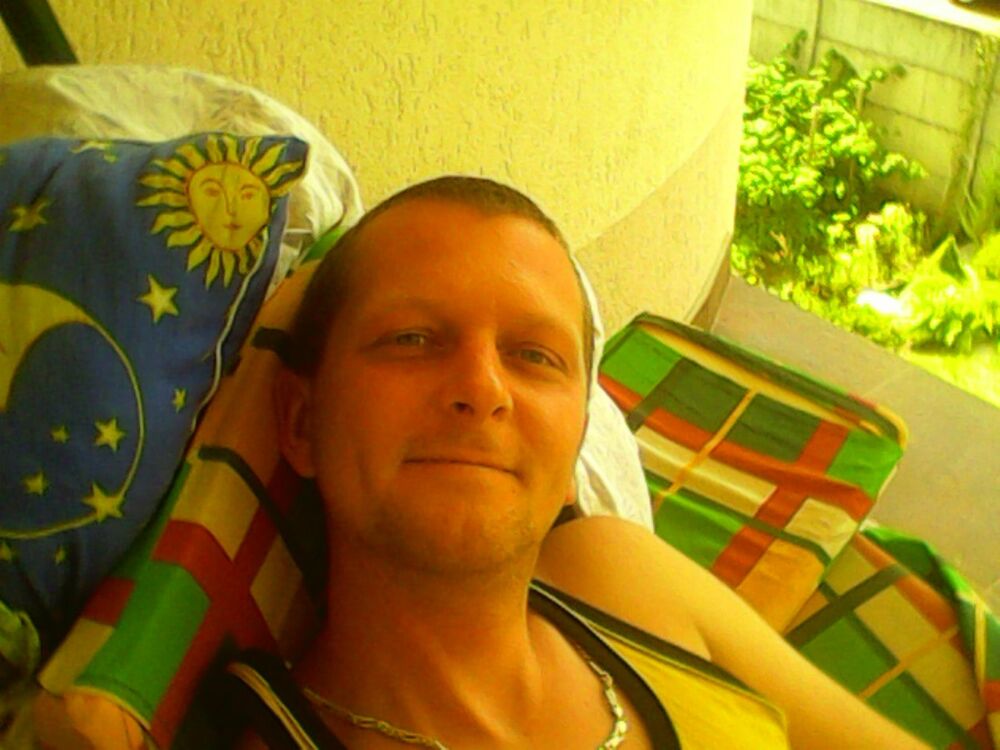  7814111  Roman, 43 ,    