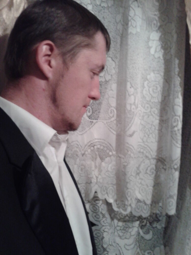  4063261  Vladimir, 38 ,    