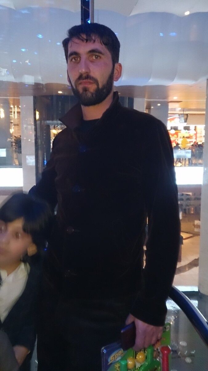  4069231  Samir, 46 ,    