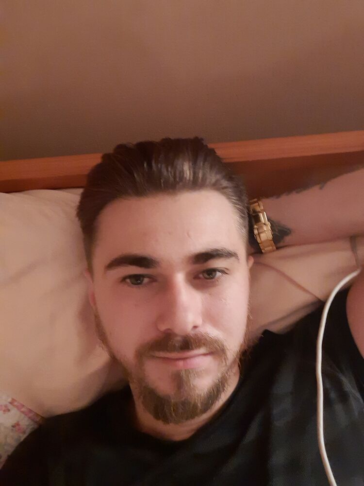  46692191  , 31 ,    