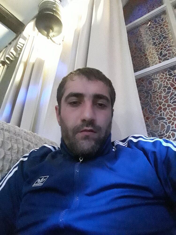  ,   Vardan, 38 ,   ,   , c 