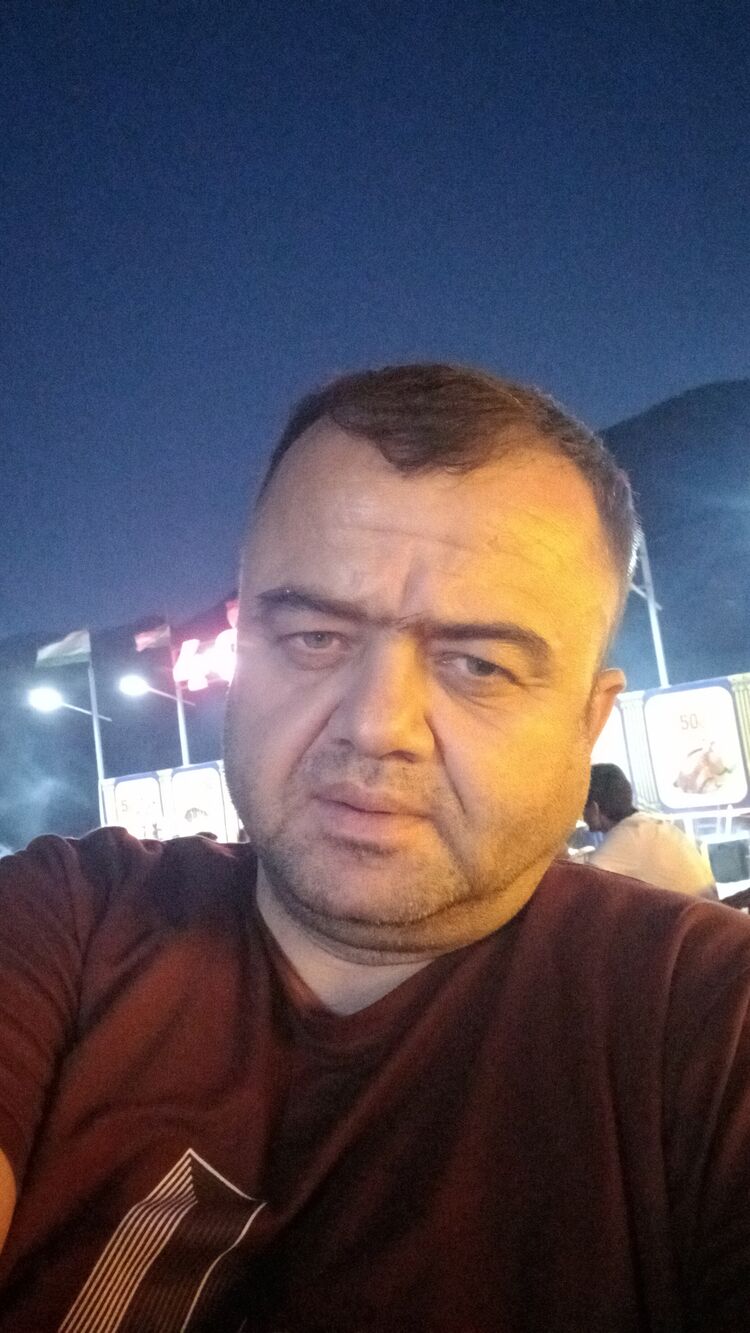  54384231  Bobosh, 41 ,    