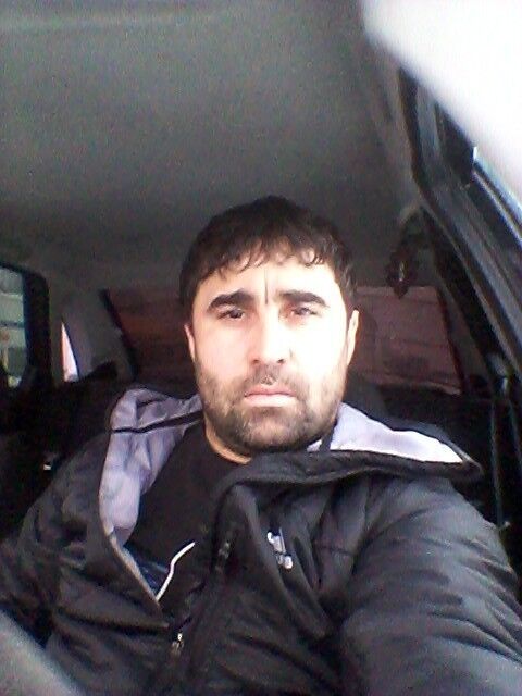  7001881  Ruslan, 41 ,    