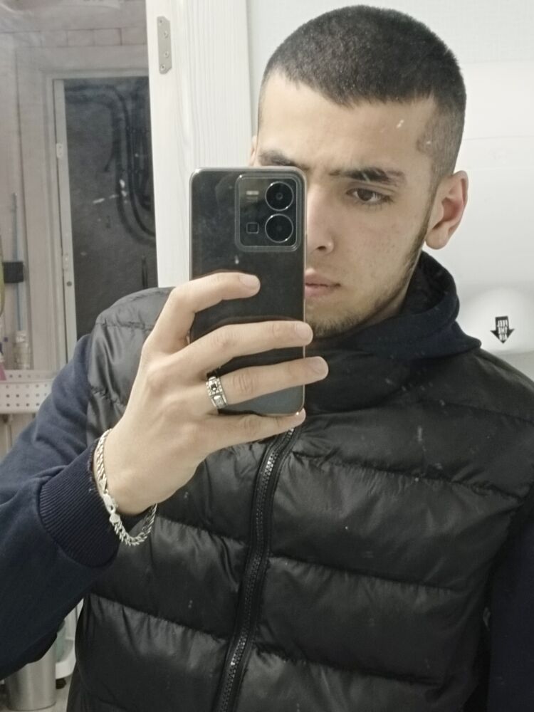  33014981  , 20 ,    