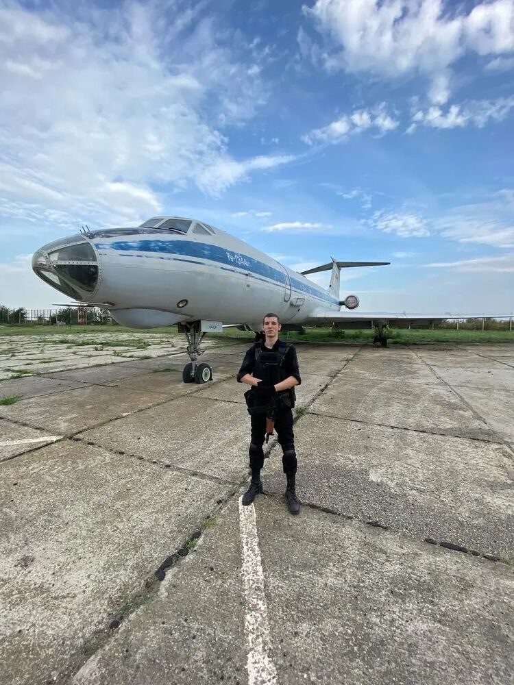  38048591  , 29 ,    --