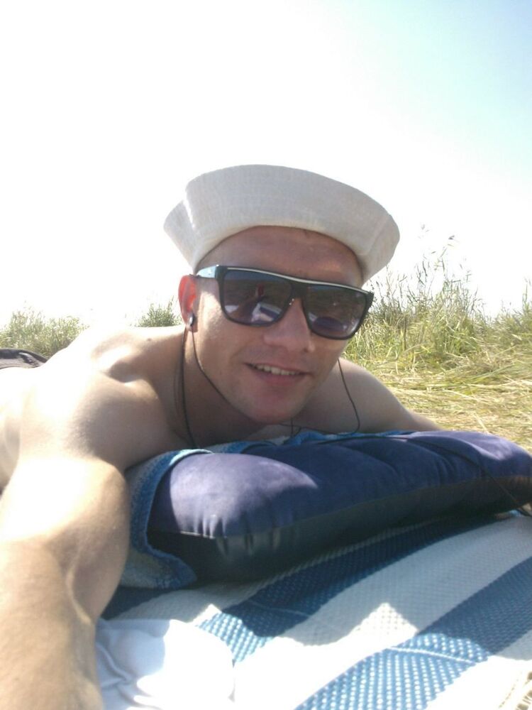 ���� 16493751 ������� One, 34 ����, ���� ���������� � ����������