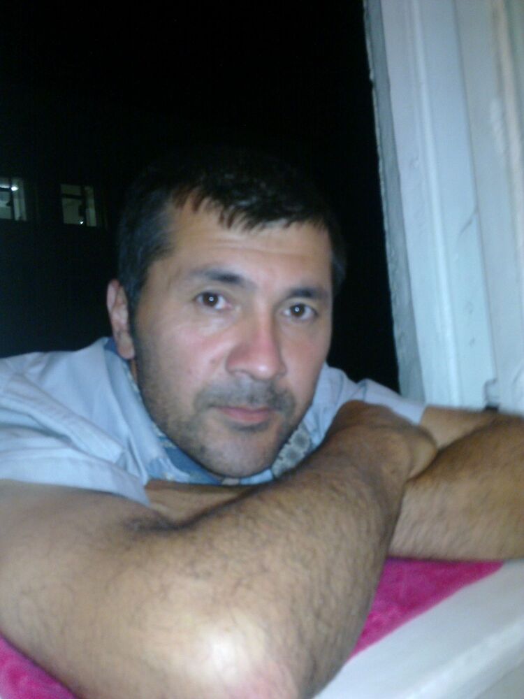  ,   Bek, 49 ,  