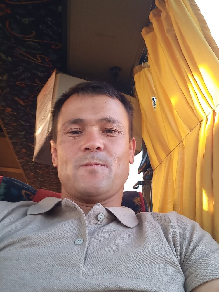  28088361  , 35 ,    --