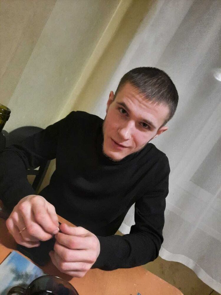  43753821  , 27 ,    