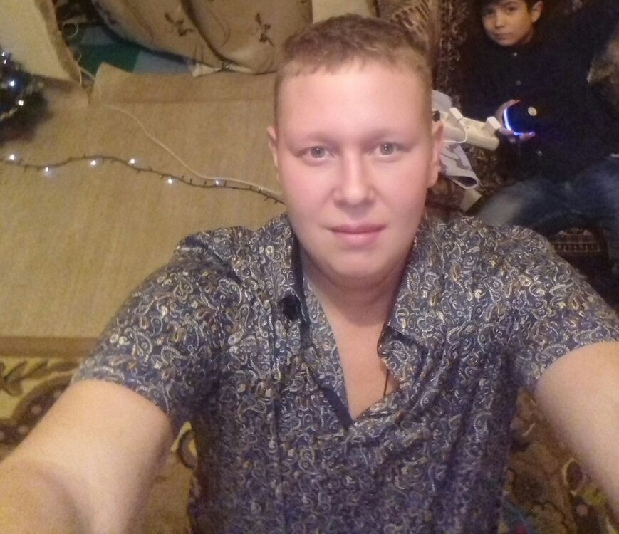  8878951  , 38 ,    