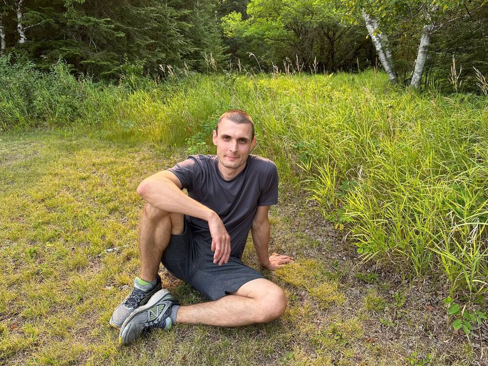  Winnipeg,   Ruslan, 37 ,   ,   , c 