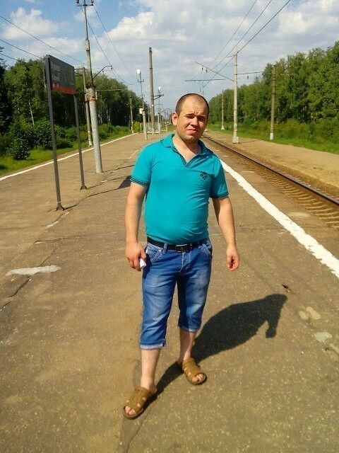  8565221  Oleg, 35 ,    