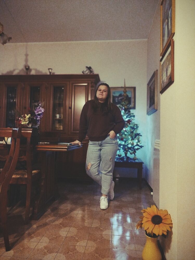  53618431  Valintina, 23 ,    