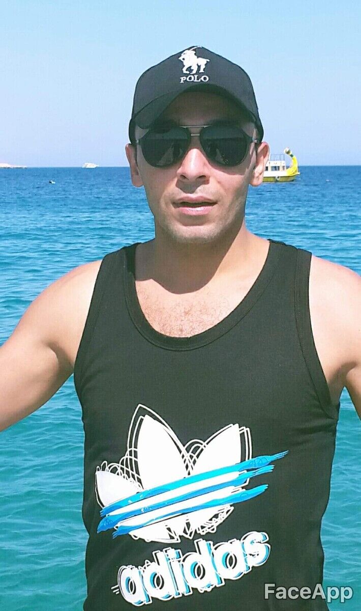  ,   Mr Ahmed, 39 ,   ,   , c 