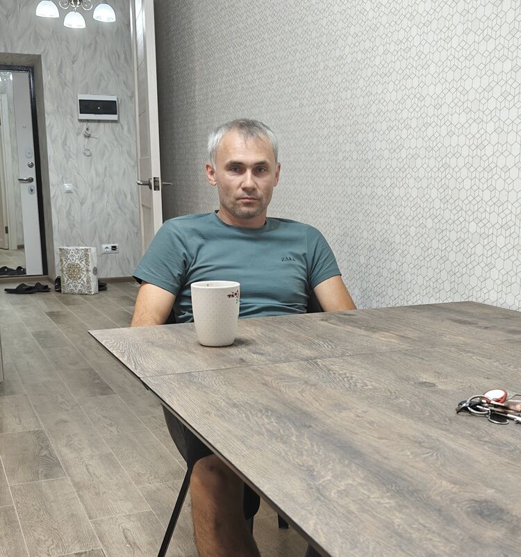  ,   Sergey, 39 ,   ,   