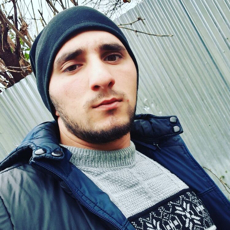  18388641  Yusif, 25 ,    