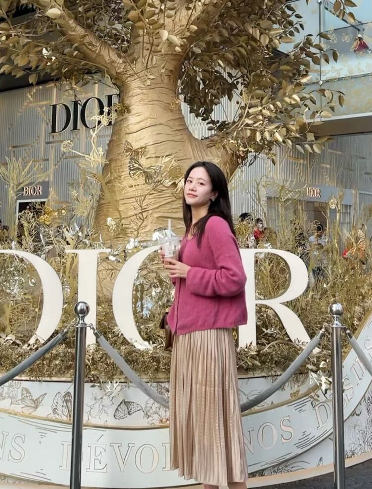  48256251  Xiaoyue, 38 ,    