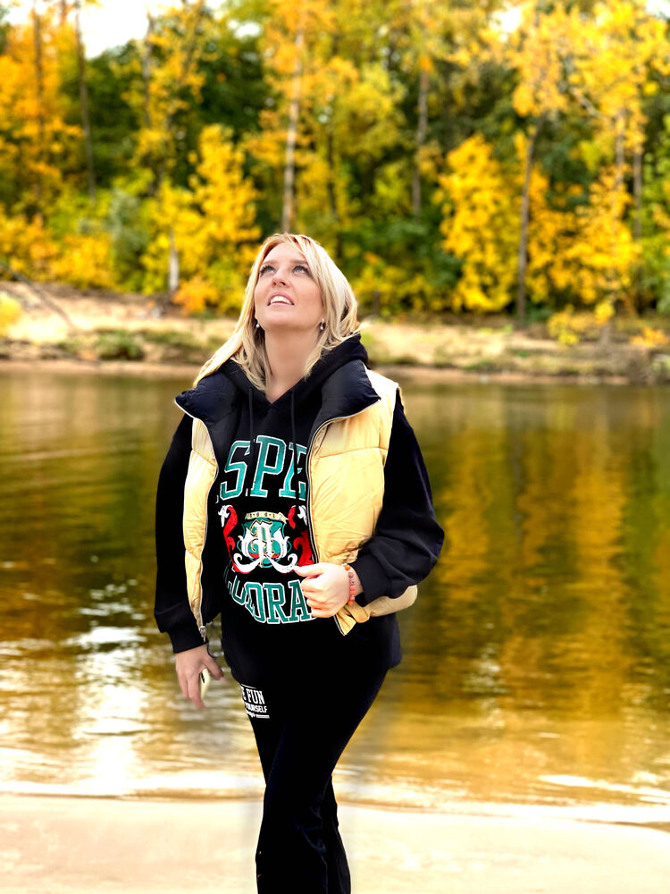  27106931  , 37 ,    -