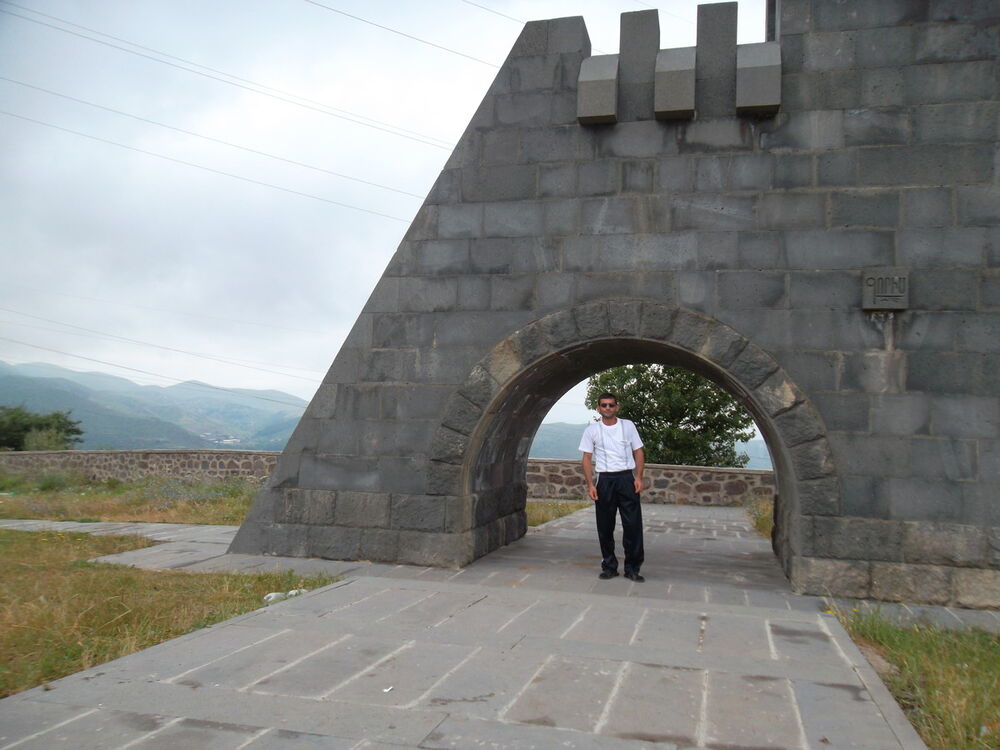 ���� 4340381 ������� Arman, 48 ���, ���� ���������� � �������