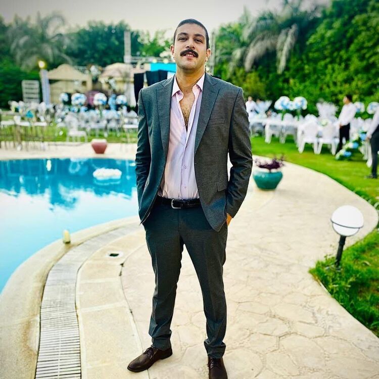  ,   Omar, 28 ,   ,   , c 