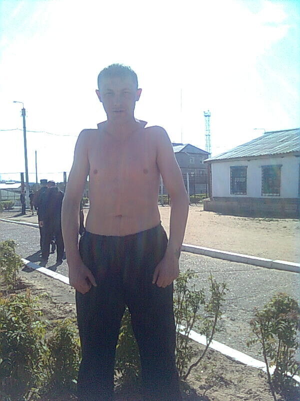  ,   Aleksei, 37 ,   ,   , c 