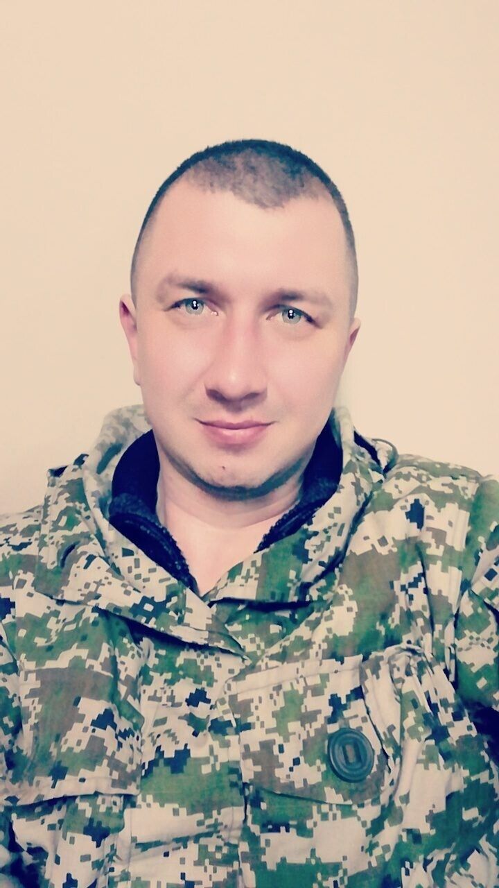  25816991  , 40 ,    