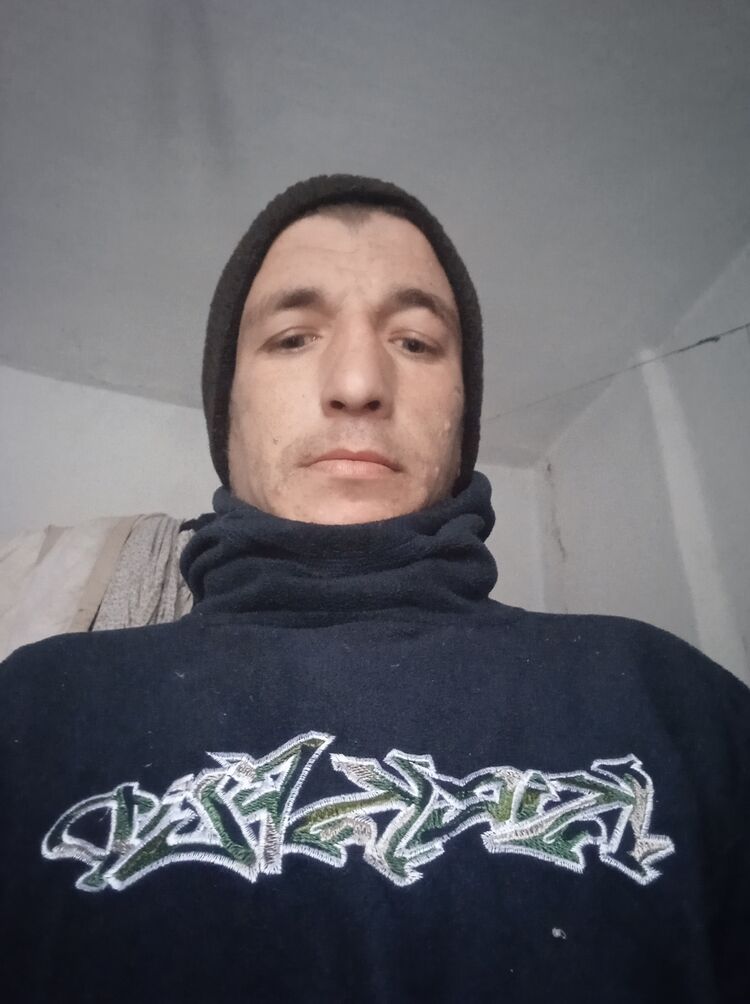  25389691  , 32 ,    