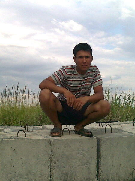  ,   Timur, 35 ,   