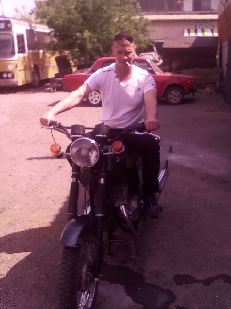  23469551  Mad max, 48 ,    