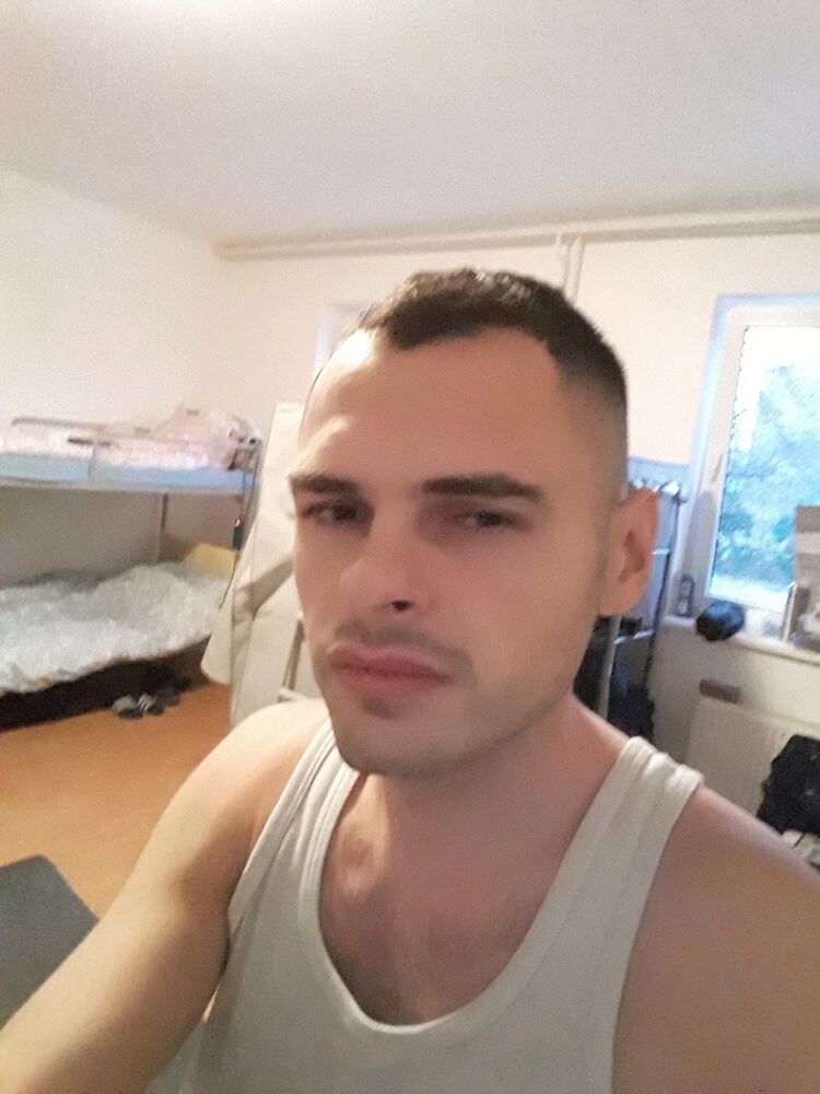  16159961  , 37 ,    