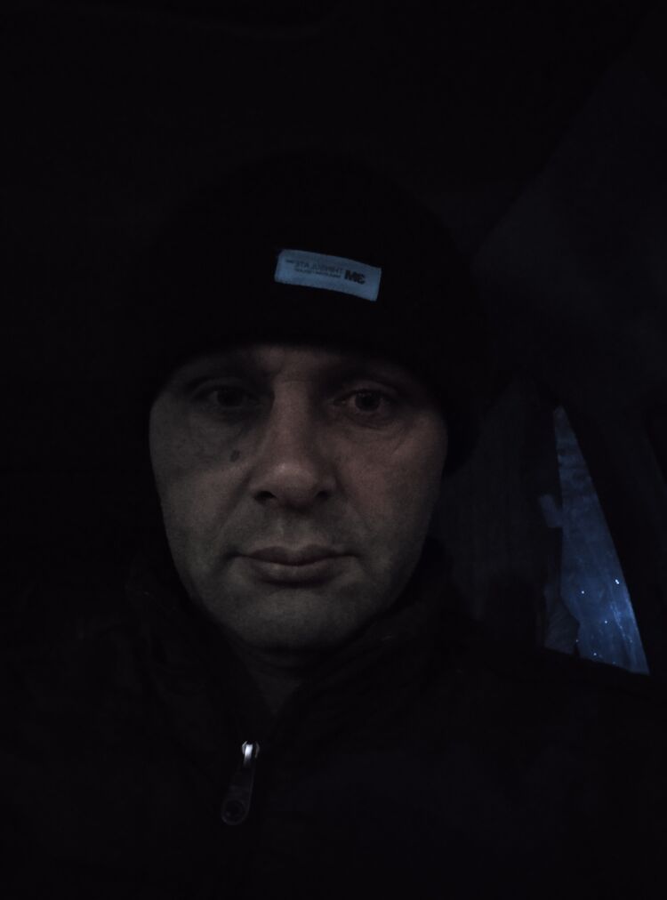  46644861  , 41 ,    