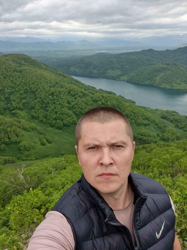  45091371  Mikhail, 40 ,    