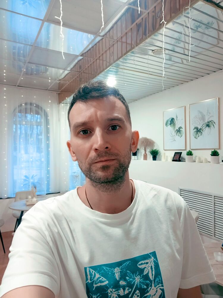  48712091  , 40 ,    