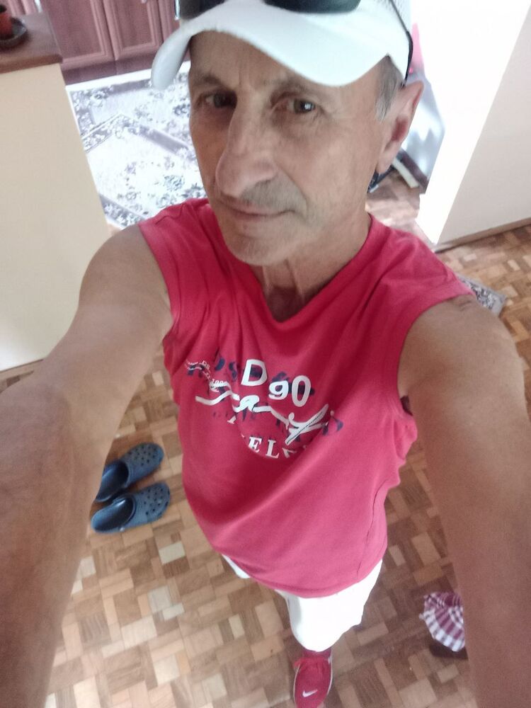  37438261  , 49 ,    