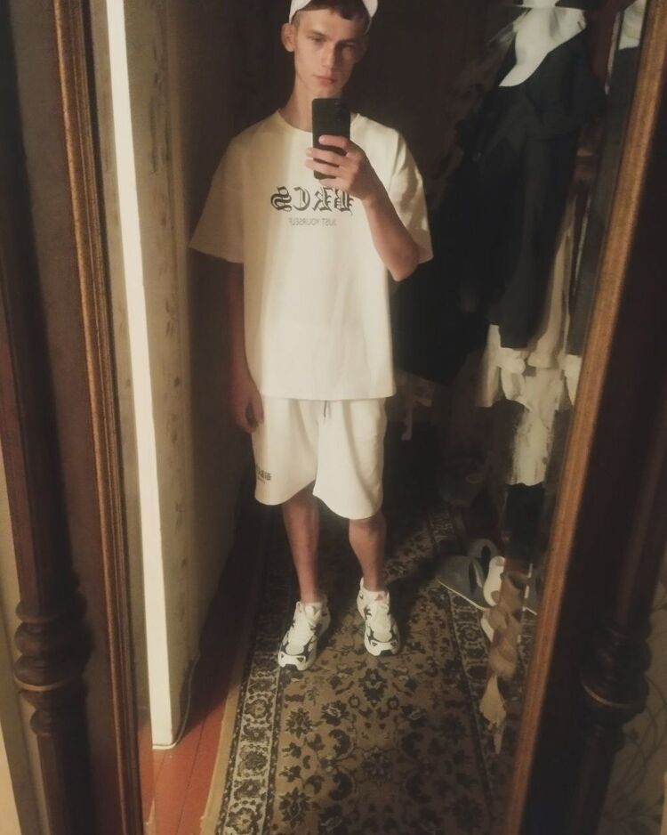  48307321  , 21 ,    