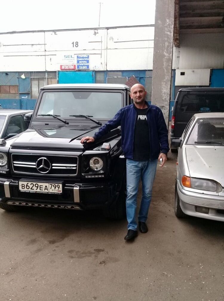  30136031  Taleh, 44 ,    