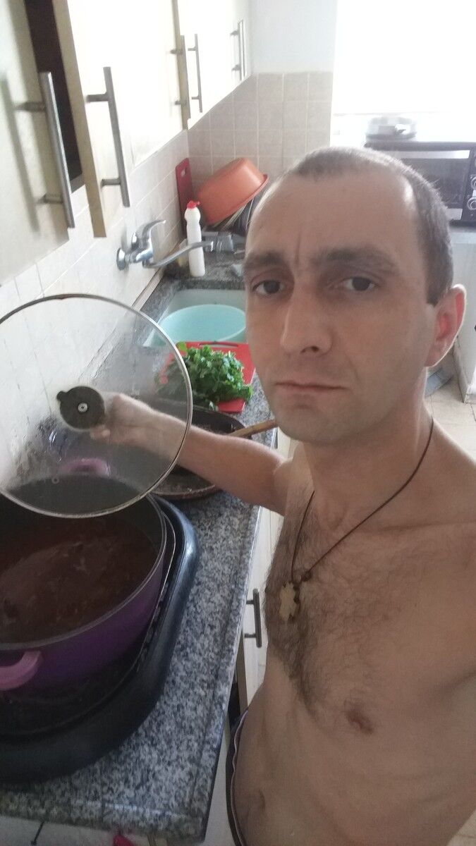  19264361  David, 41 ,    Holon