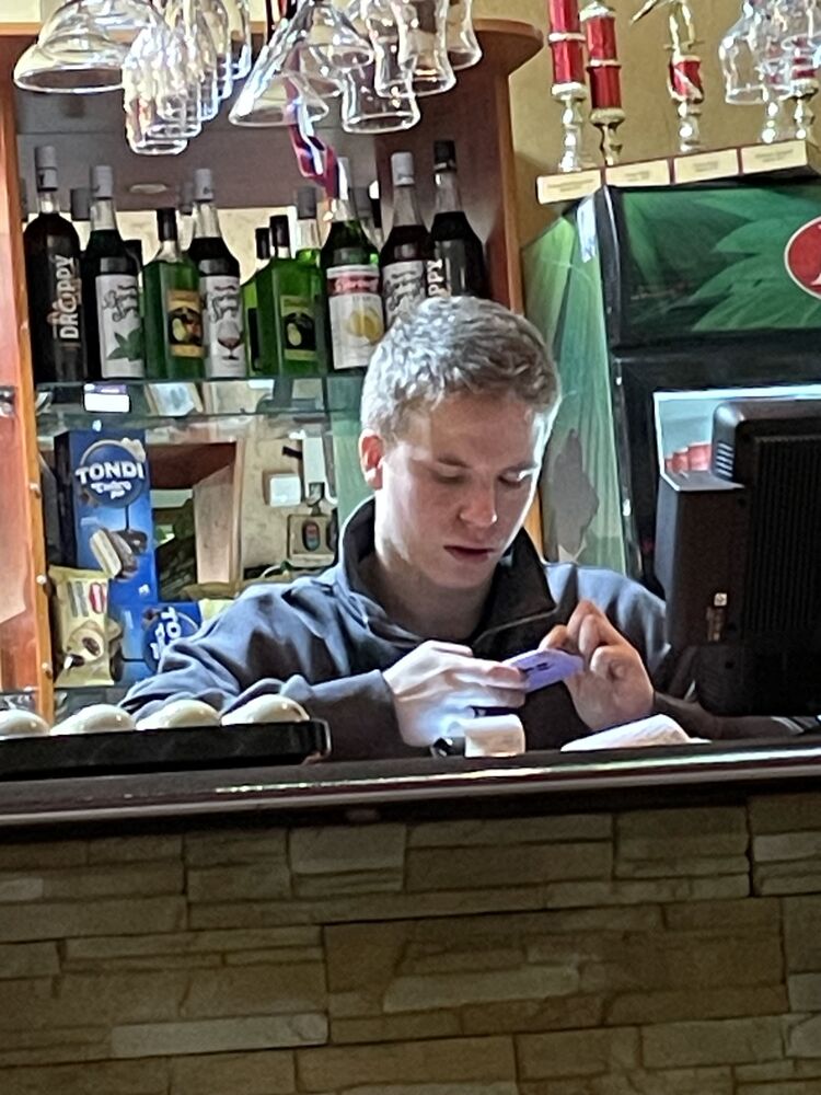  42844381  , 22 ,    