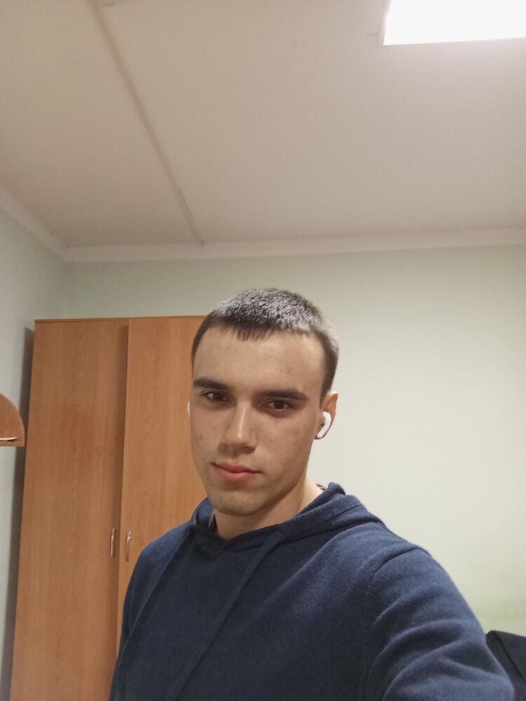  46803561  , 25 ,    