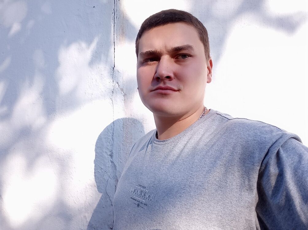  17891681  Niki, 34 ,    