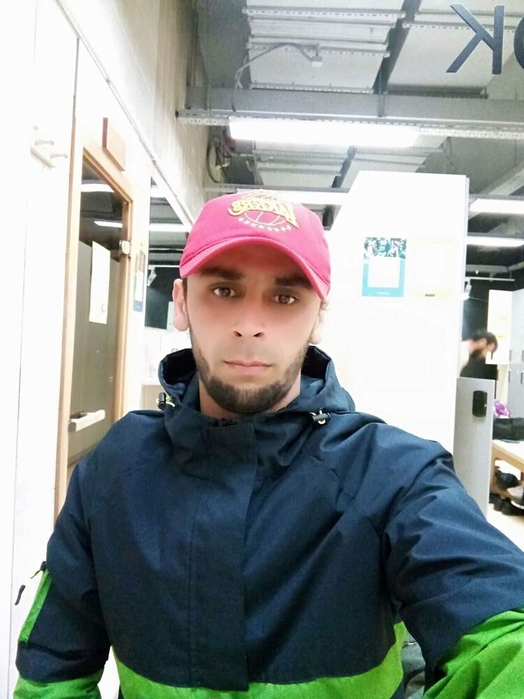  34438131  , 28 ,    